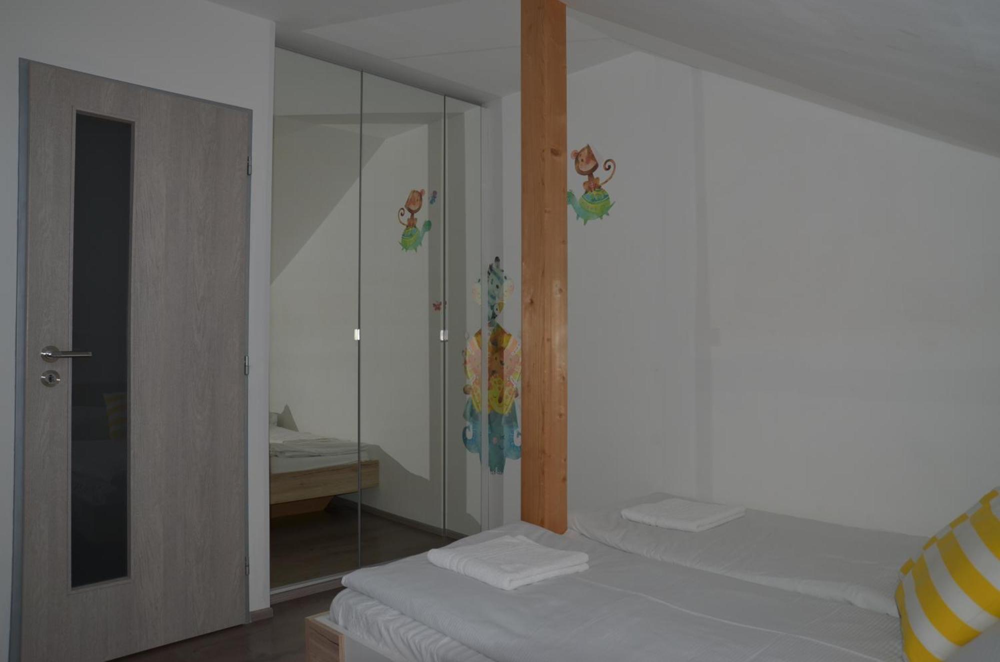 Apartmany Marco Polo 雷德尼斯 外观 照片